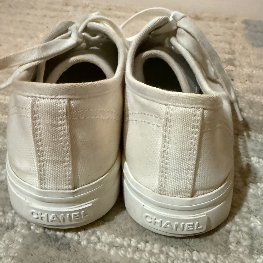 Authentic CHANEL Weekender Trainers Canvas Sneakers Size 40 Box Dust Bags - Picture 6 of 13